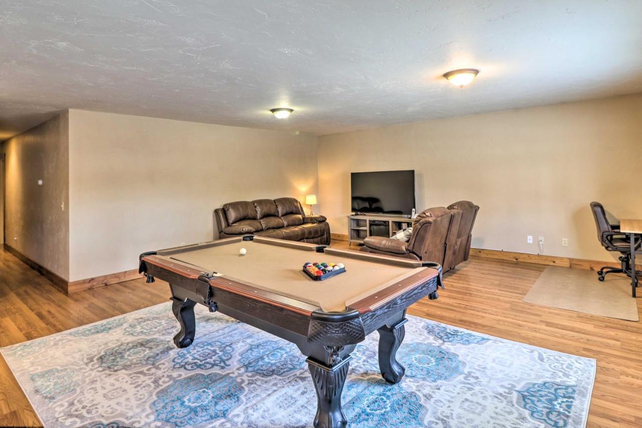 Columbia Falls Private Retreat Pool Table And Deck! ภายนอก รูปภาพ